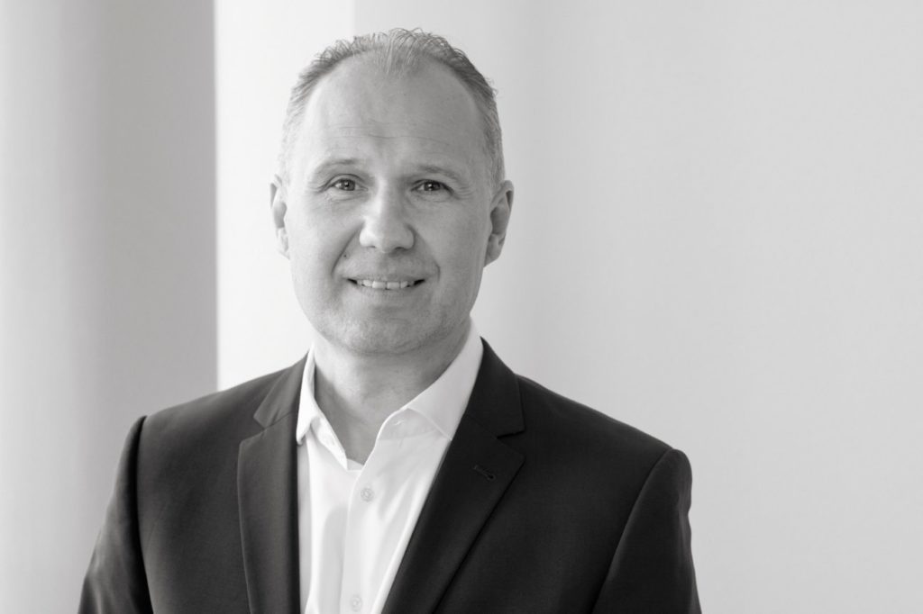 Gregor Daniel, Bond Trading, Anleihenhändler und Prokurist der Walter Ludwig GmbH Wertpapierhandelsbank