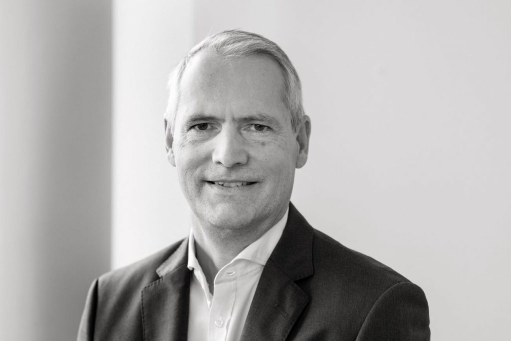 Wolfgang Tripps, Sales & Handel, , Mitarbeiter der Walter Ludwig GmbH Wertpapierhandelsbank